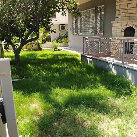 Merkezi Ve Lokasyon Muekemmel Konforlu * Antalya
