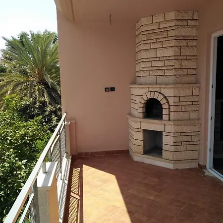 Apartment Merkezi Ve Lokasyon Muekemmel Konforlu